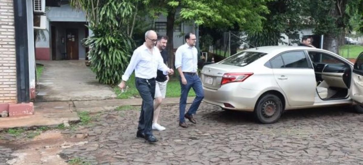 LA JUSTICIA DE PARAGUAY IMPUTÓ AL SENADOR MILEÍSTA EDGARDO KUEIDER Y A SU SECRETARIA