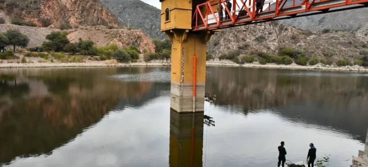 SECOS. POR MATTÍAS MERAGELMAN