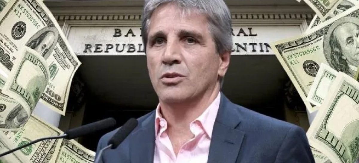 INICIA NUEVA FASE DEL PLAN ECONÓMICO Y DEBUTA DEVALUACIÓN DEL 1% MENSUAL