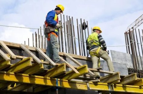 EL SECTOR PRIVADO PERDIÓ 119.000 TRABAJADORES EN LA ERA MILEI
