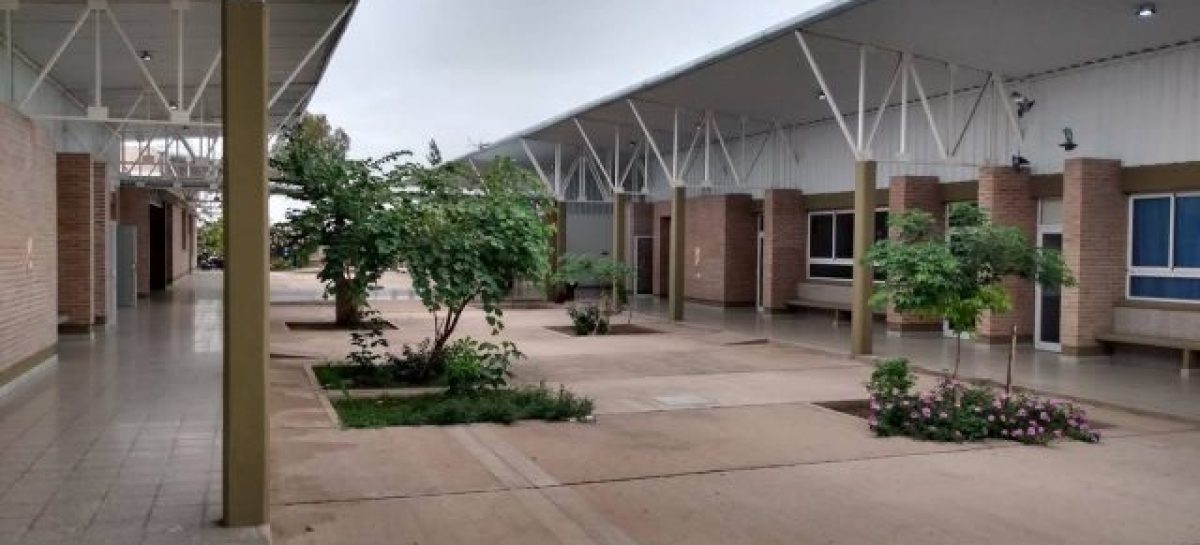 POR LA OLA DE CALOR REDUJERON LA JORNADA LABORAL EN LAS ESCUELAS