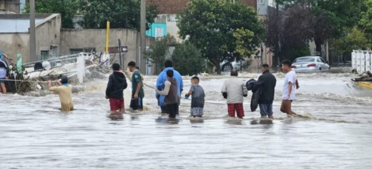 CLUB RIOJANO INICIÓ CAMPAÑA SOLIDARIA PARA FAMILIAS DE BAHÍA BLANCA