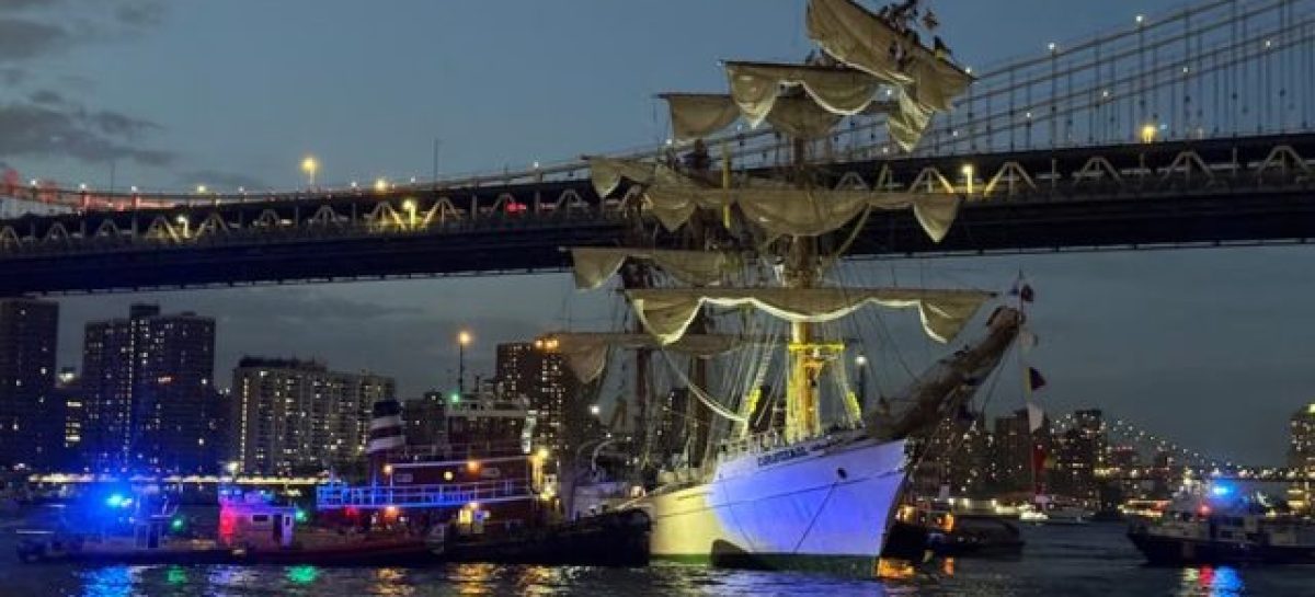 CÓMO FUE LA TRAGEDIA Y EL RESCATE TRAS EL CHOQUE DEL BUQUE MEXICANO EN EL PUENTE DE BROOKLYN