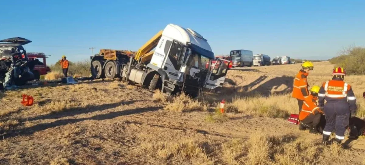 CUATRO MUERTOS EN GRAVE CHOQUE EN RUTA 38