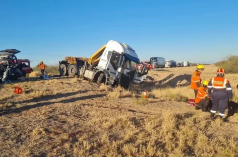 CUATRO MUERTOS EN GRAVE CHOQUE EN RUTA 38