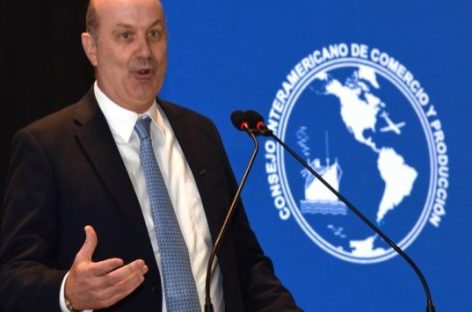 STURZENEGGER SUGIRIÓ NO VETAR UNO DE LOS PROYECTOS APROBADOS EN EL SENADO A INSTANCIA DE LOS GOBERNADORES