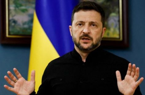 VOLODIMIR ZELENSKI INSISTE EN REUNIRSE CON PUTIN MIENTRAS RUSIA INTENSIFICA BOMBARDEOS A UCRANIA