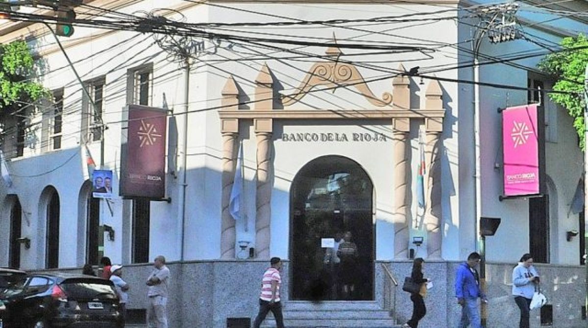BANCO RIOJA. TRAS LA REBAJA DE TASAS, MILES DE CLIENTES REFINANCIARON DEUDA