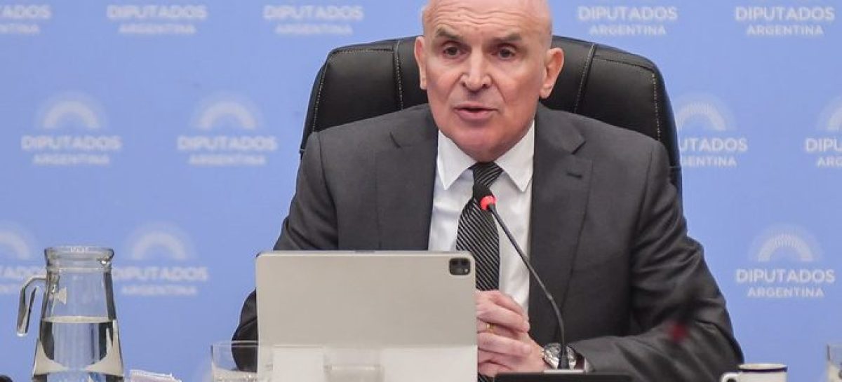 LLA. RENUNCIÓ ESPERT A SU CANDIDATURA, GOLPEADO POR SU RELACIÓN CON ‘FRED’ MACHADO