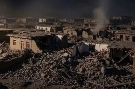 TERREMOTO EN AFGANISTÁN DEJÓ AL MENOS 800 MUERTOS Y 2.700 HERIDOS