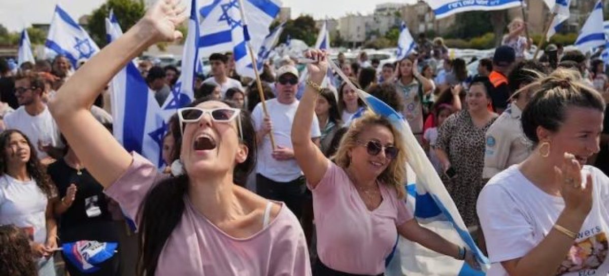 ACUERDO DE PAZ. TRAS DOS AÑOS HAMAS LIBERÓ A LOS 20 REHENES Y YA ESTÁN EN ISRAEL