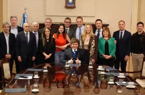 MILEI ENCABEZÓ LA PRIMERA REUNIÓN CON SU NUEVO GABINETE: ADORNI POR FRANCOS Y SANTILLI POR CATALÁN