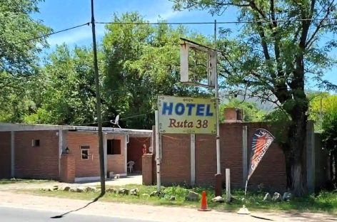 HALLAN UNA PAREJA MUERTA EN UN HOTEL ALOJAMIENTO EN CÓRDOBA: UNO ERA RIOJANO