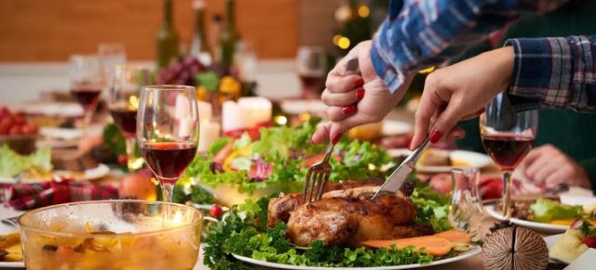 FIESTAS. CÓMO EVITAR LOS EXCESOS CON LAS COMIDAS Y PASARLA BIEN