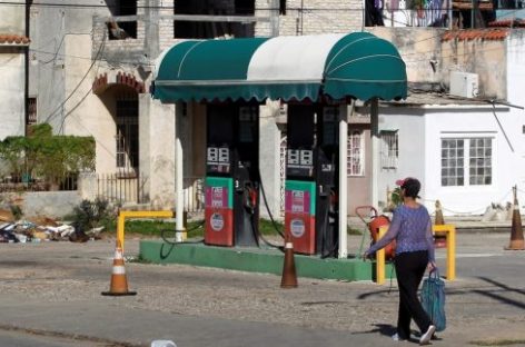 CRISIS EN CUBA POR FALTA DE COMBUSTIBLE. HAY VUELOS CANCELADOS Y LAS AEROLÍNEAS DESVÍAN SUS RUTAS