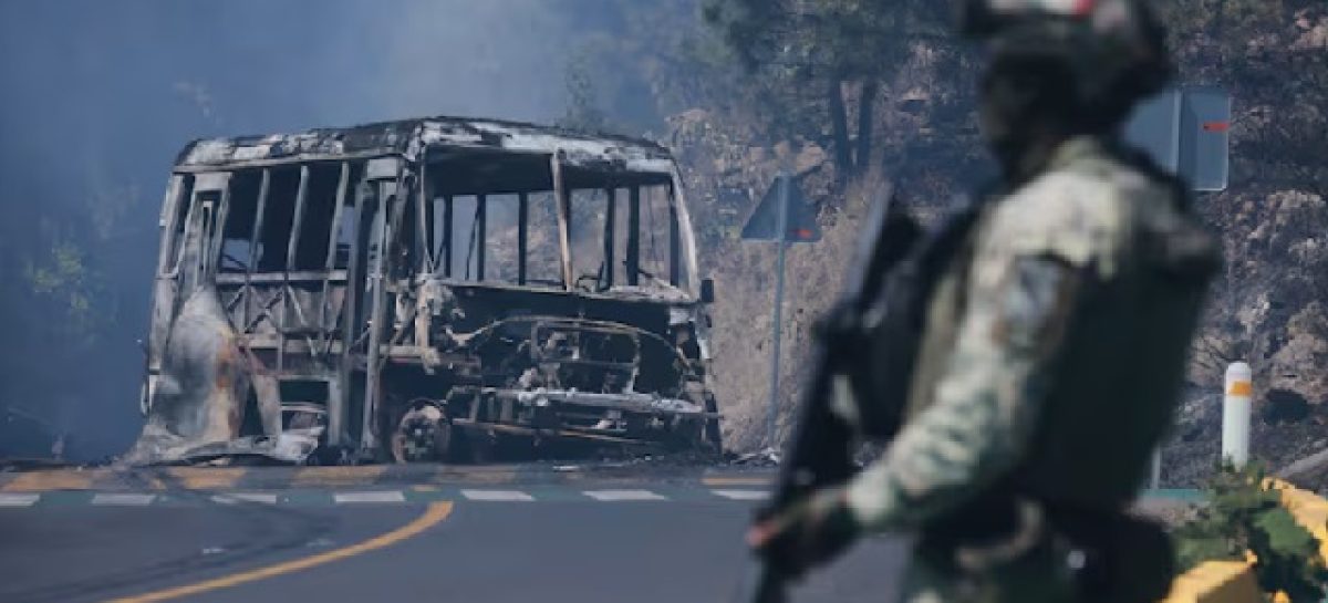 TENSIÓN EN MÉXICO TRAS LA MUERTE DEL NARCO «EL MENCHO»