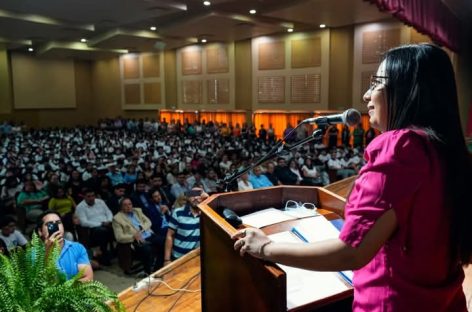UNLAR. LA RECTORA PIDIÓ «REPENSAR» LOS MÉTODOS DE PROTESTA