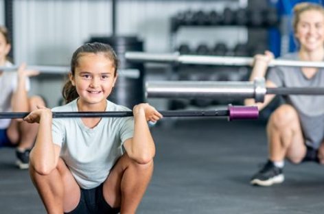 ¿A QUÉ EDAD LOS NIÑOS PUEDEN EMPEZAR A IR AL GIMNASIO?