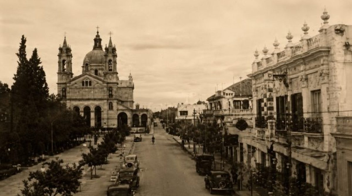 DÍA DE LA RIOJA. CÓMO SE ELIGIÓ EL LUGAR DONDE FUNDARLA Y PORQUÉ SE LLAMA ASÍ