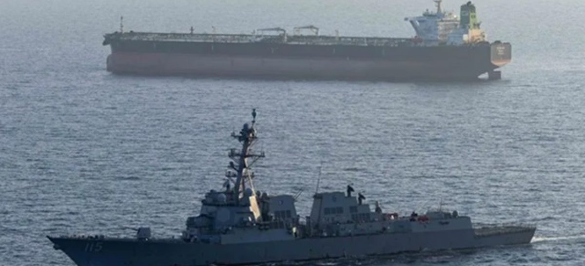 EEUU ATACÓ OBJETIVOS IRANÍES EN EL ESTRECHO DE ORMUZ Y CRECE LA TENSIÓN