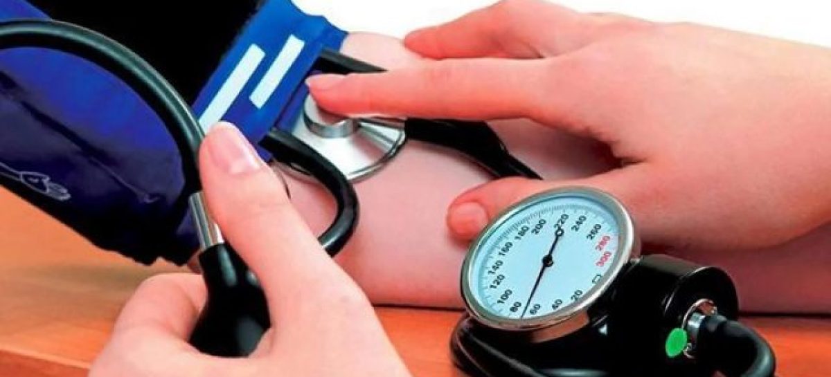 POR QUÉ CADA VEZ SE DETECTAN MÁS CASOS DE HIPERTENSIÓN ANTES DE LOS 40 AÑOS
