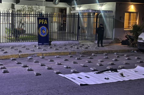 CAPITAL. EN MÚLTIPLES ALLANAMIENTOS INCAUTAN 75 KILOS DE MARIHUANA