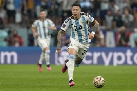 BOMBA EN EL MERCADO DE PASES EN PLENO MUNDIAL. ENZO FERNÁNDEZ TENDRÍA ACUERDO CON REAL MADRID
