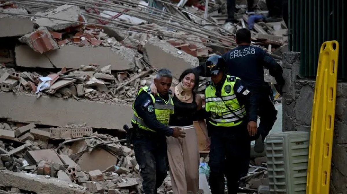 TERREMOTOS EN VENEZUELA. FUERTE RÉPLICA EN CARACAS DE 5,1 VUELVE A GOLPEAR AL PAÍS