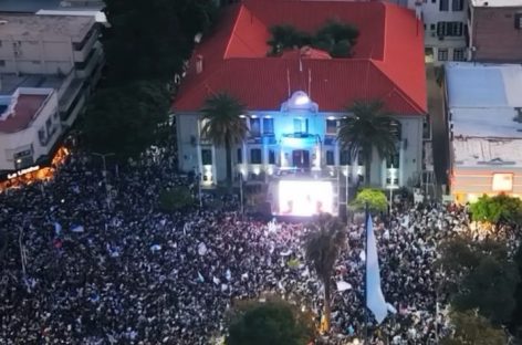 ARGENTINA ES FINALISTA Y LA RIOJA FESTEJÓ MASIVAMENTE