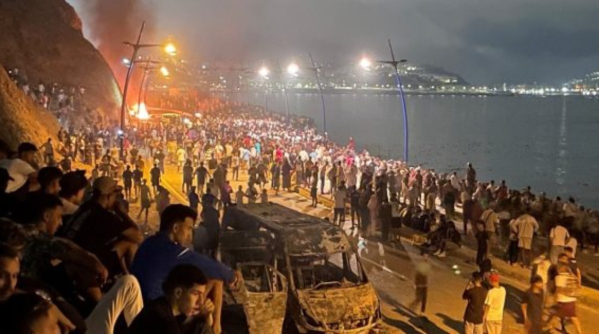 CEUTA DESBORDADA. YA SON 57 LOS MUERTOS Y LA MAYORÍA DE LOS MIGRANTES VUELVE A MARRUECOS