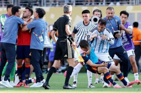 QUÉ SANCIONES IMPONDRÍA LA FIFA EN LA INVESTIGACIÓN QUE ABRIÓ SOBRE PAREDES, ALMADA, MOLINA Y LA AFA