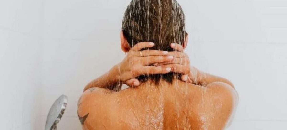 CUIDADO DE LA PIEL. ¿CÓMO AFECTA EL USO DE AGUA CALIENTE EN INVIERNO?