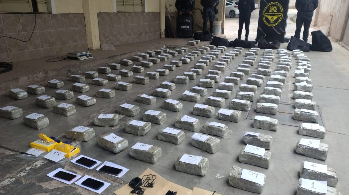 INCAUTAN COCAÍNA VALUADA EN $3 MIL MILLONES EN LA RIOJA