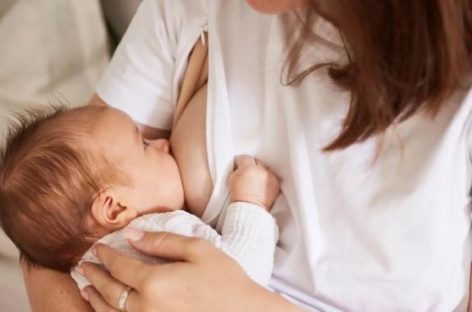DESTACAN LOS BENEFICIOS DE LA LACTANCIA MATERNA PARA EL BEBÉ Y SU MAMÁ