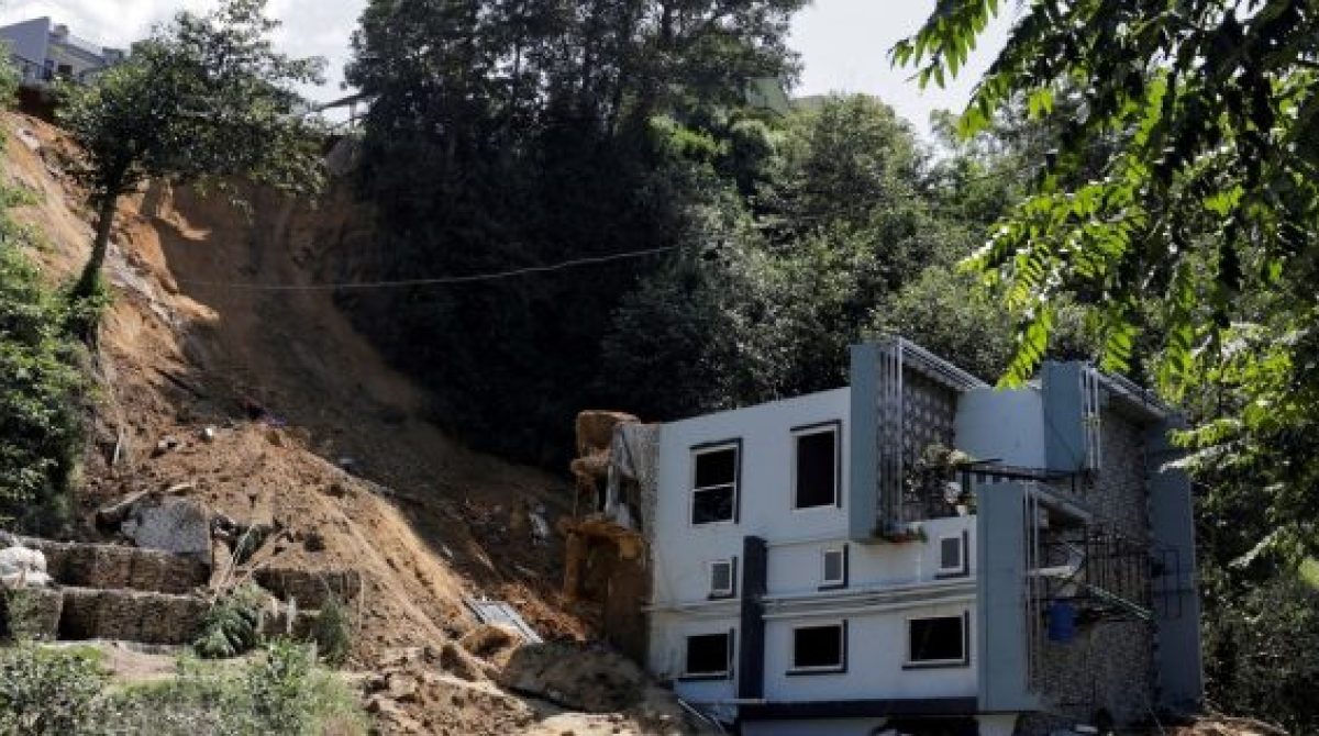OTRO TRÁGICO ALUD EN NEPAL. HAY AL MENOS 4 MUERTOS Y 12 DESAPARECIDOS