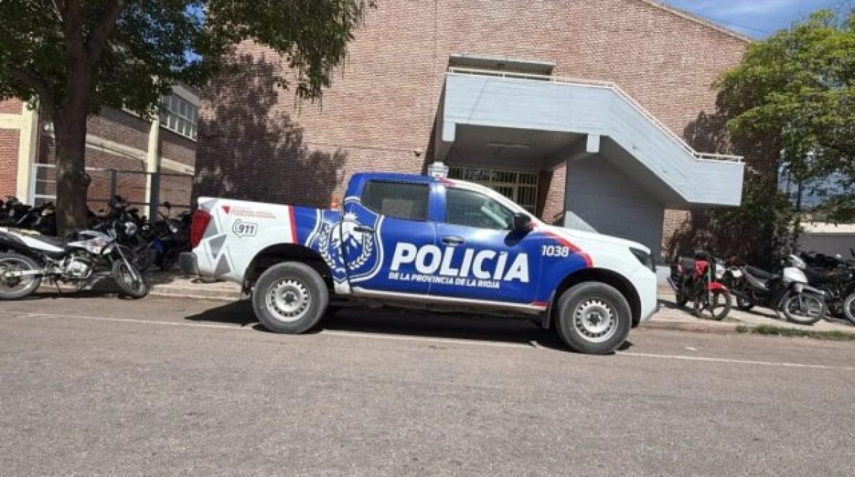Nº COMERCIO 1. EL ALUMNO QUE LLEVÓ EL CUCHILLO ERA VÍCTIMA DE BULLIYNG