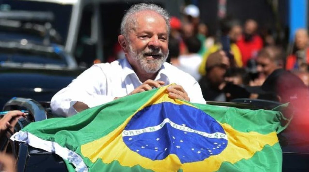«EL TRIUNFO DE LULA FUE CONTUNDENTE, SORPRESIVO E HISTÓRICO»
