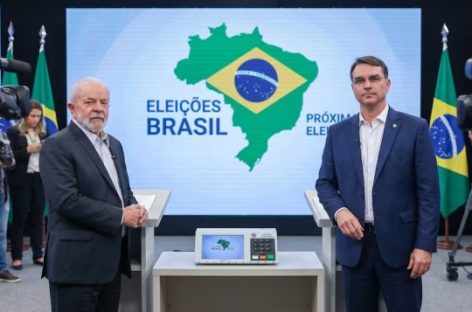 BRASIL. FLAVIO BOLSONARO SE IMPUSO EN LAS ELECCIONES Y PARTE CON VENTAJA FRENTE AL LULA PARA EL BALOTAJE